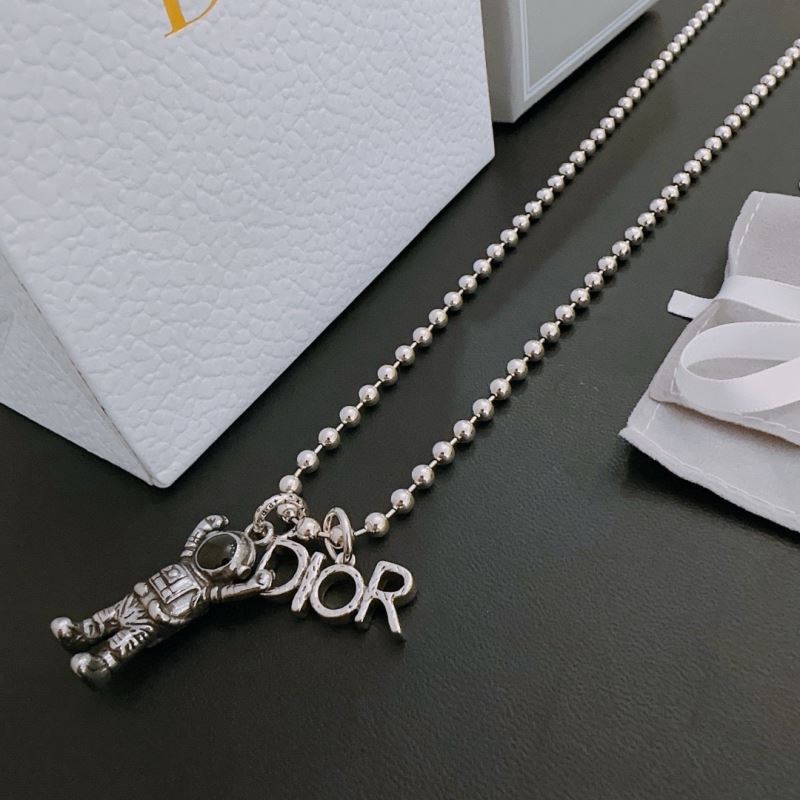 chr1st1an D10r necklaces